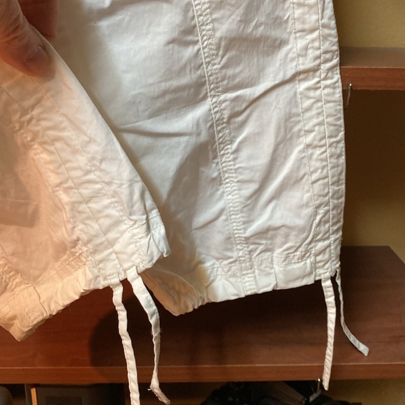 Boston Proper - Picture 4 of 8